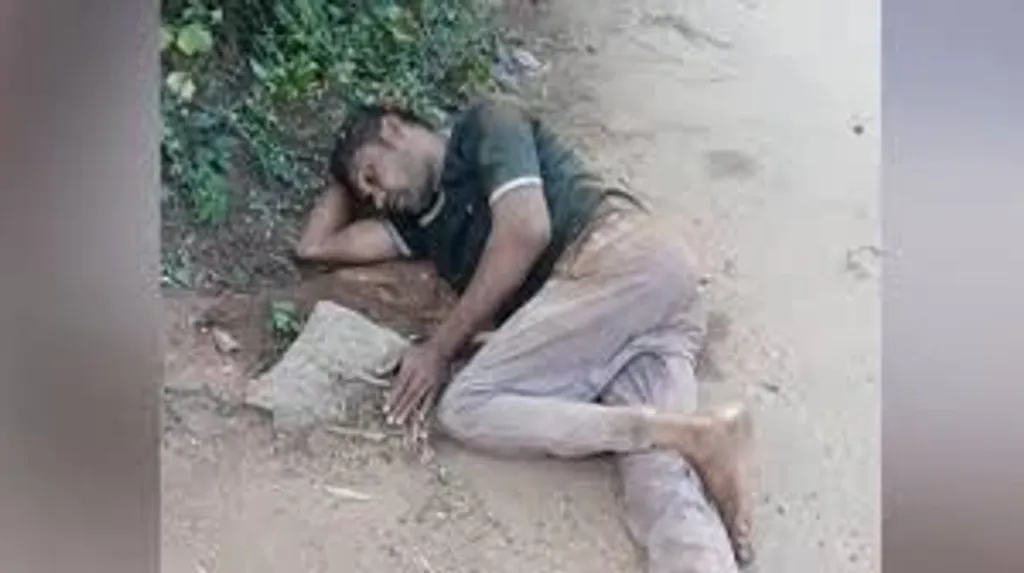 വാളയാറിൽ നടന്ന ആൾക്കൂട്ട കൊലപാതകം, ‘പ്രബുദ്ധ മലയാളി’ എന്ന സ്വയംനിർമ്മിത പ്രതിച്ഛായയെ ചോദ്യം ചെയ്യുന്ന, മറ്റൊരു കുടിയേറ്റ രക്തസാക്ഷ്യത്തിന്റെ സാമൂഹിക അധ്യായമായി മാറുന്നു.