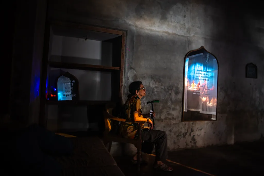 Kabir project / Amphibian Aesthetics show