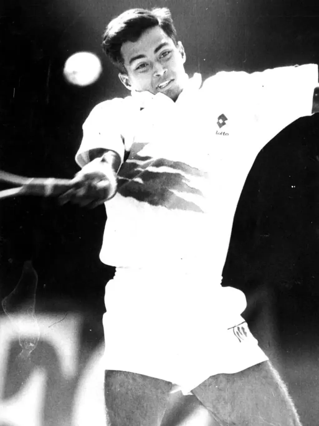 ലിയാണ്ടർ പേസും അതുപോലെ തന്നെ. പ്രായമൊരു നമ്പർ മാത്രമെന്ന് പേസിന്റെ പോരാട്ടവീര്യം ഓർമിപ്പിച്ചു. അയാളൊരു പൂമ്പാറ്റ പോലെ പറന്നുപോരാടിയ അങ്കങ്ങളെത്ര.