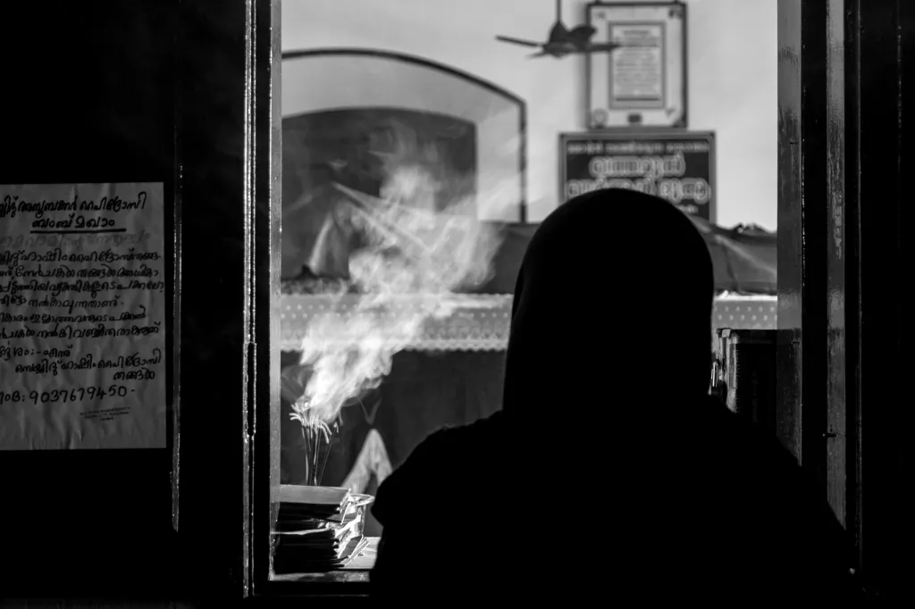 താക്കിയ