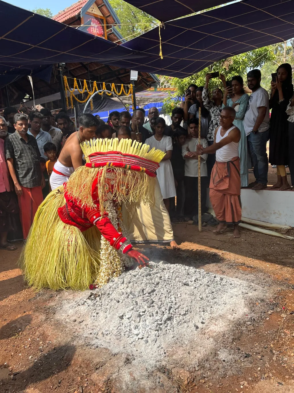 ഉച്ചിട്ട തെയ്യം Pic Credit/ Dr. Rajesh Komath