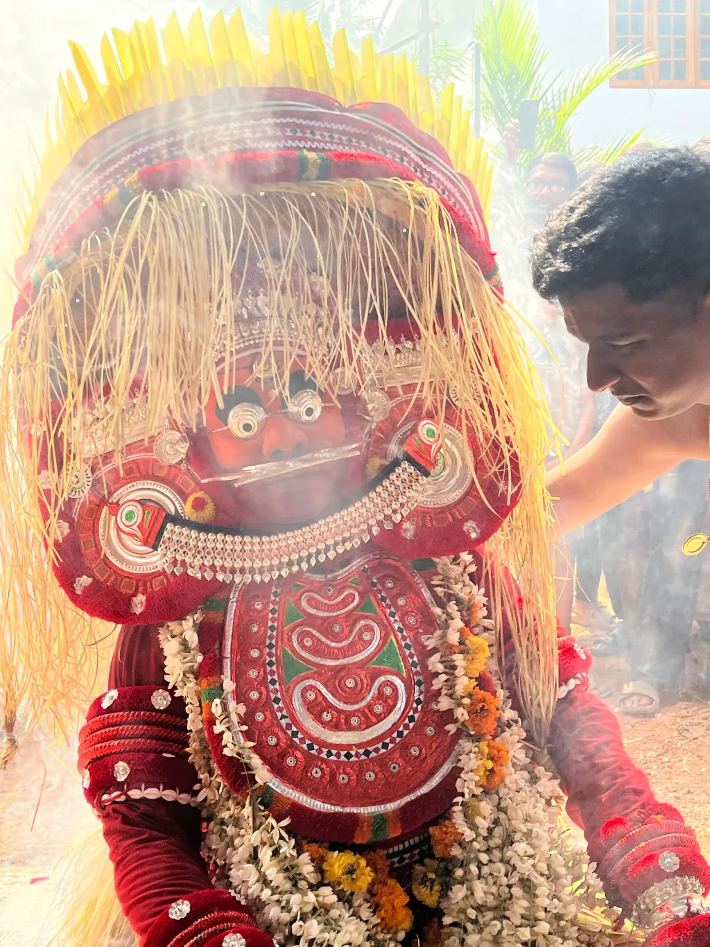 ഉച്ചിട്ട തെയ്യം Pic Credit/ Dr. Rajesh Komath 