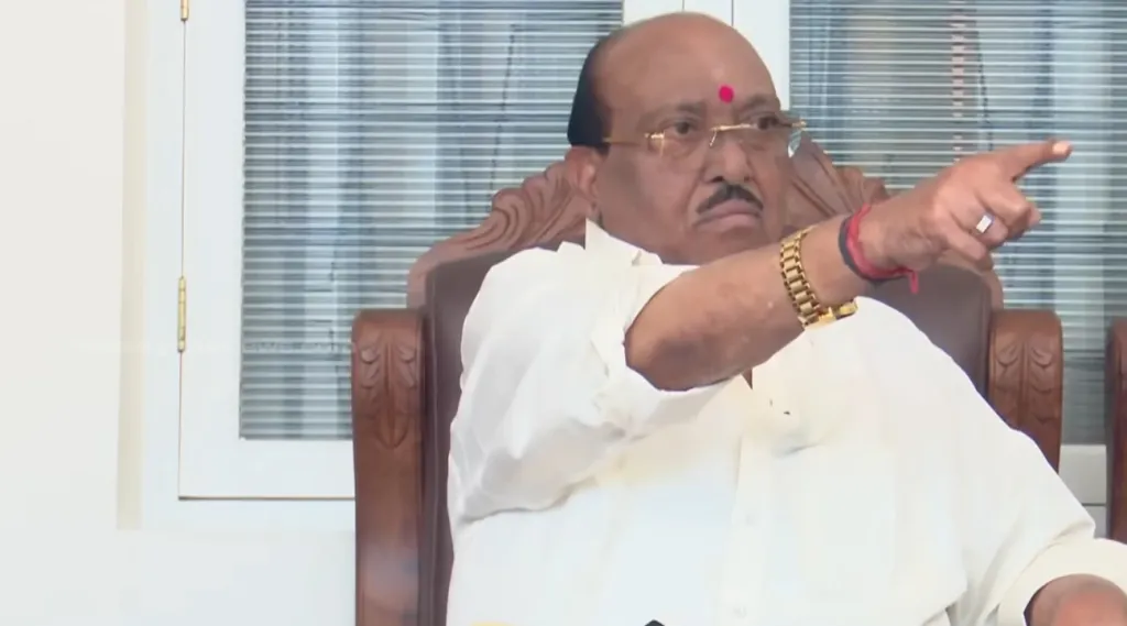 വെള്ളാപ്പള്ളി നടേശൻ ഇപ്പോൾ നടത്തുന്ന വിഷം തുപ്പുന്ന ഹിന്ദുത്വ വർഗീയതയുടെയും മുസ്ലീങ്ങളോടുള്ള വെറുപ്പിന്റെയും  നിരന്തരപ്രയോഗങ്ങൾ ഈ സംഘപരിവാർ പദ്ധതിയുടെ ഭാഗമാണ്. 