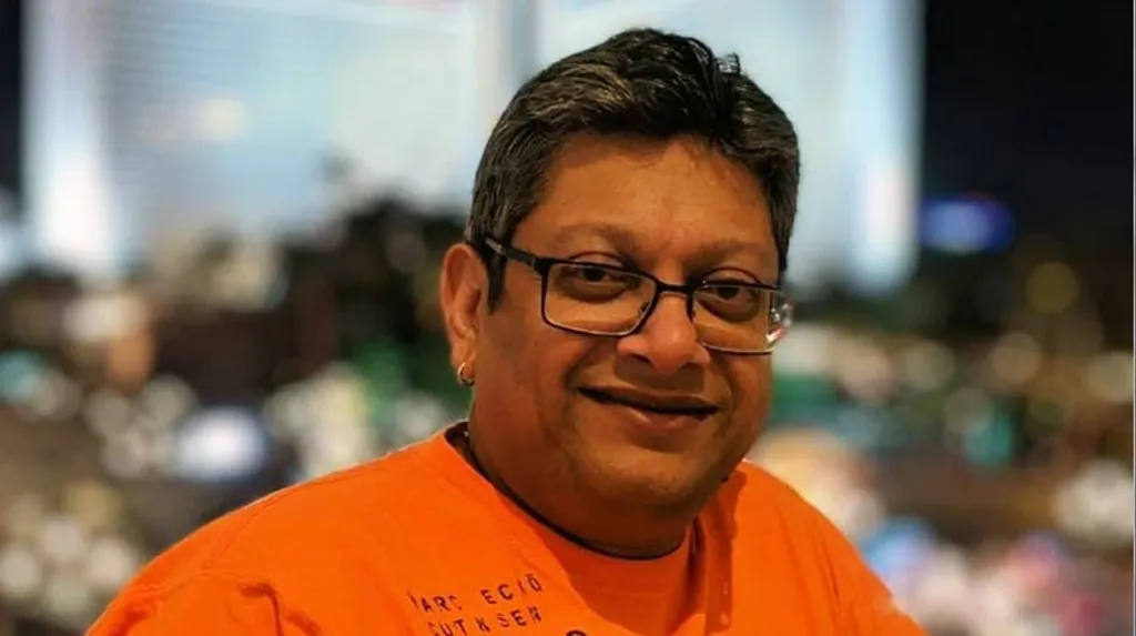 എന്റെ സാമൂഹ്യ മാധ്യമ ഇടപെടലുകൾ കൊണ്ട് ആർക്ക് എന്ത് പ്രയോജനം എന്നൊക്കെ ചിന്തിക്കാൻ തുടങ്ങി. പുസ്തകങ്ങളും കവിതകളും തമാശകളുമായി സാമൂഹ്യ മാധ്യമം ഉപയോഗിച്ചിരുന്ന ഞാൻ പലരെയും ചൊടിപ്പിക്കുന്ന കണ്ടന്റുണ്ടാക്കുന്ന ഒരാൾ മാത്രമായി മാറിയിരുന്നു.