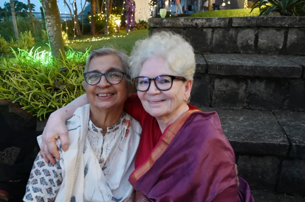 കെ. അജിത, സാറാ ജോസഫ്.