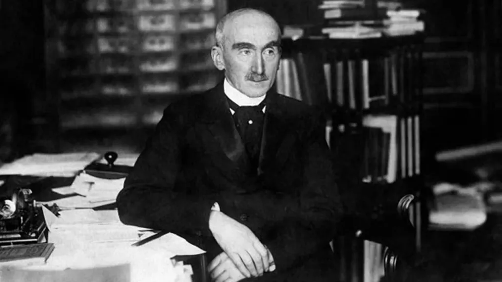 ശാസ്ത്രങ്ങളുടെയെല്ലാം തായ്‌വേര് സത്യശോധന തന്നെയാണെന്നും അന്തർദർശനത്തിൽ (intution) ശാസ്ത്രവും സത്യശോധനയും സന്ധിക്കുന്നുവെന്നും ബർഗ്സൻ പറയുന്നു. 