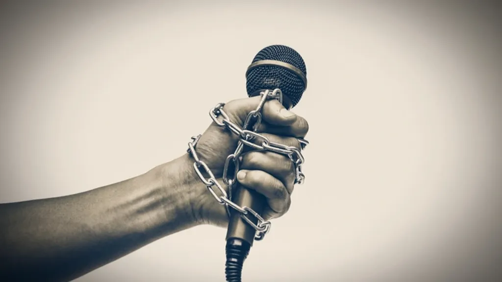 മാധ്യമ വിമർശനം എവിടെ വെച്ചാണ് കോർപ്പറേറ്റുകളുടെ പ്രശസ്തിക്ക് അപകീർത്തികരമായ കുറ്റകൃത്യമായി മാറുന്നത്? സമകാലിക സാഹചര്യത്തിൽ ഈ ചോദ്യങ്ങൾ പരിശോധിക്കപ്പെടുക തന്നെ വേണം.