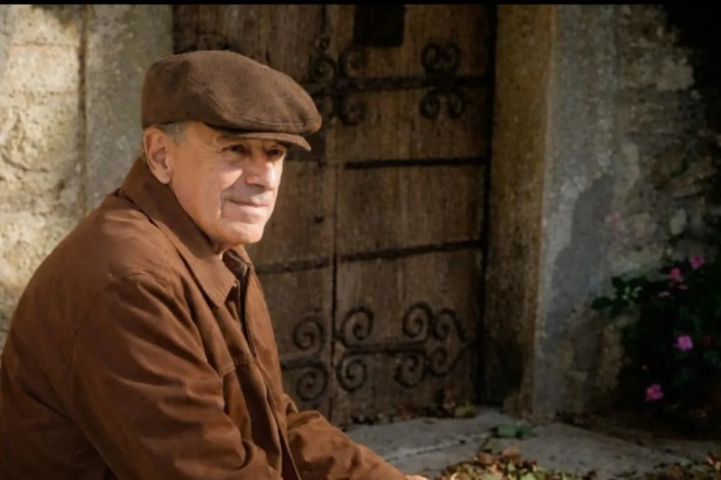 ആശയങ്ങൾ അധികാരത്തോട് വിട്ടുവീഴ്ച ചെയ്യാനല്ല, മറിച്ച് അതിനെ നേരിടാനുളളതാണെന്ന് വിശ്വസിച്ച അപൂർവ്വം പണ്ഡിതന്മാരിൽ ഒരാളായിരുന്നു പെട്രാസ്.