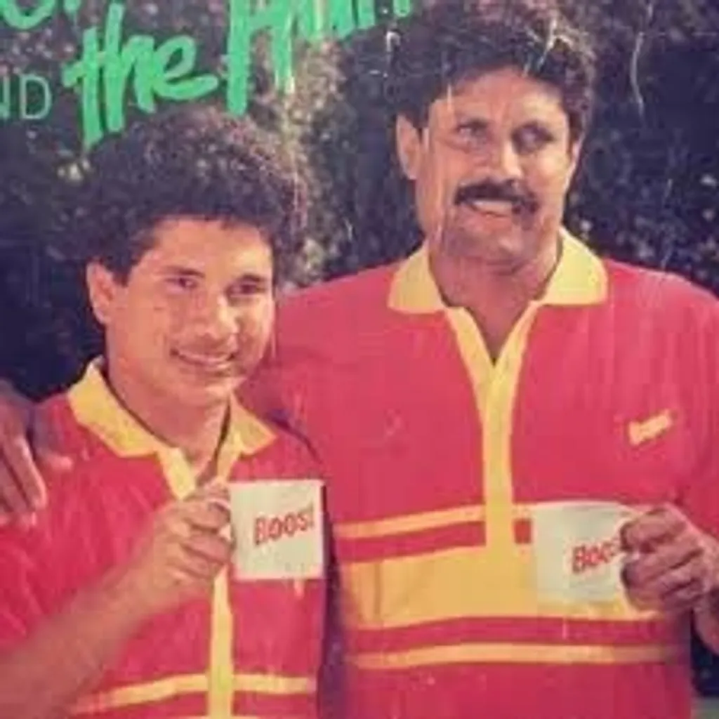 സച്ചിൻ ടെണ്ടുൽക്കർ, കപിൽ ദേവ്. സെലിബ്രിറ്റികൾ മാത്രം ഇൻഫ്ലുവൻസേഴ്സായ കാലം ബൂസ്റ്റ് ആണ് സച്ചിന്റെ സെഞ്ചുറികൾക്കെല്ലാം പിന്നിലെ എനർജിയെന്ന് അടിയുറച്ചു വിശ്വസിച്ചു. അന്നത്തെ ഏറ്റവും വലിയ ടെലിവിഷൻ ഷോകൾ ടൈറ്റിൽ സ്പോൺസർമാർ ബിസ്ക്കറ്റ് കമ്പനികളായിരുന്നു. 