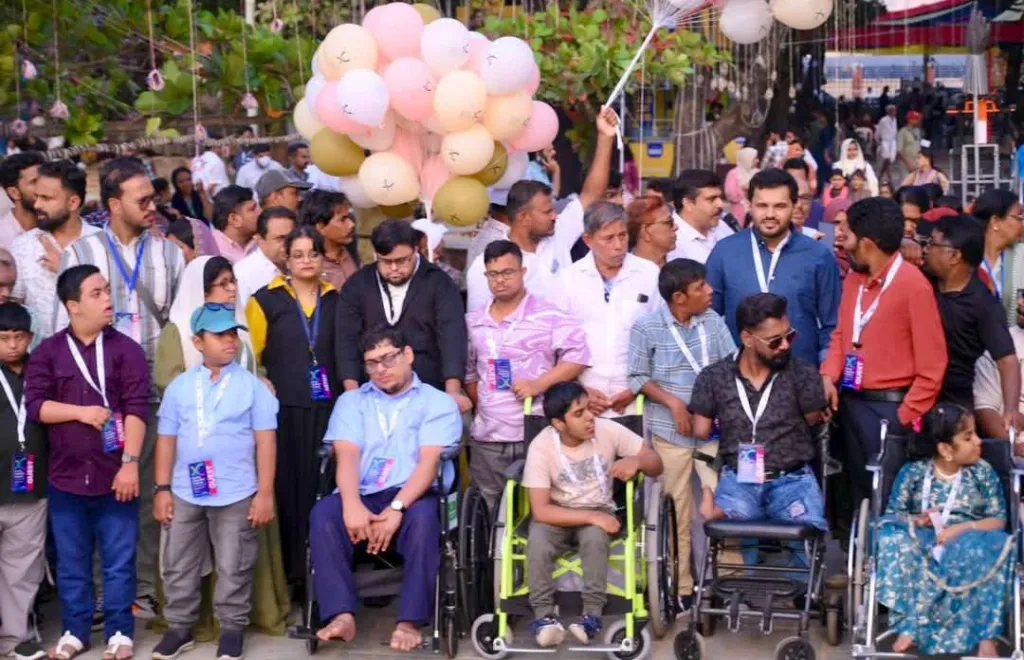 21 ഡിസബിലിറ്റികളെ അനുഭവിച്ചറിയുന്നതിലൂടെ അതിനെ കുറിച്ചുള്ള അവബോധം ഉണ്ടാക്കുകയായിരുന്നു Kerala Disability Festival-ന്റെ പ്രഥമ ലക്ഷ്യം. Photo: Roshan Bijlee