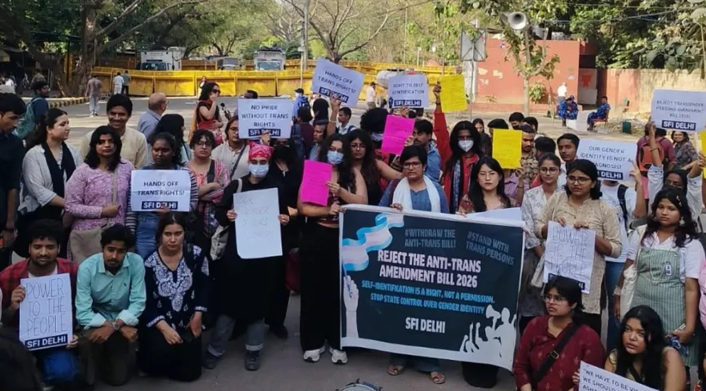 ട്രാൻസ് മനുഷ്യരുടെ ജീവനാവകാശത്തെ തച്ചുടക്കുന്ന ശ്രമങ്ങൾക്കെതിരെ രാജ്യവ്യാപകമായി പ്രതിഷേധങ്ങൾ കനപ്പെടുകയാണ്.  
