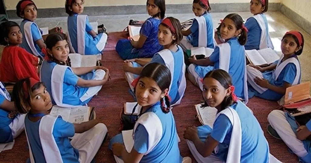 രാജ്യത്ത് വിദ്യാഭ്യാസരംഗത്തു നടന്നുവരുന്ന പരിഷ്കാരങ്ങളും ദേശീയ വിദ്യാഭ്യാസനയവും നന്മ കൊണ്ടുവരും എന്ന് അവകാശപ്പെടുന്നത് യൂണിയൻ സർക്കാരും ഭരണസംവിധാനങ്ങളും മാത്രമാണ്.