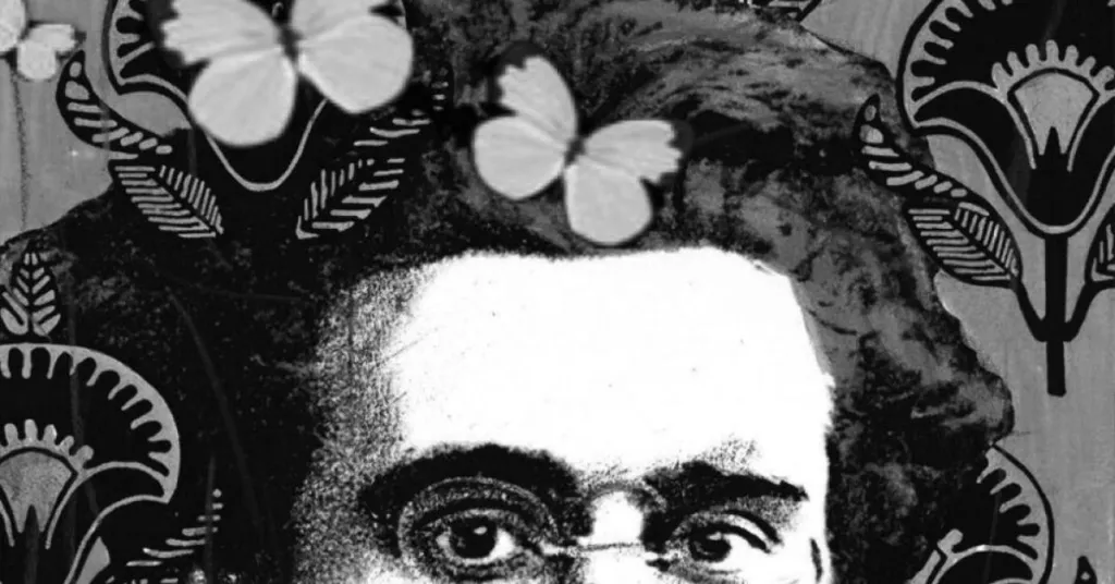  ഇറ്റലിയിൽ ഈ പരിതസ്ഥിതിയെ ഗ്രാംഷി ‘ട്രാൻസ്ഫോമിസം’ (transformism) എന്നാണ് വിളിച്ചത്. കീഴാള വർഗ്ഗങ്ങളിൽ നിന്നുള്ള ബുദ്ധിജീവികളെ മേലാളവർഗ്ഗം സ്വാംശീകരിക്കുന്ന പ്രക്രിയ. അവരുടെ ജൈവബുദ്ധിജീവികളെ അവർക്ക് നഷ്ടമാക്കുന്ന രീതി. 