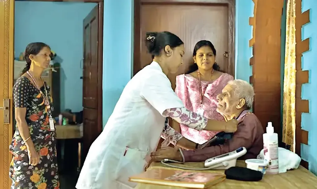 വിദ്യാഭ്യാസ- ആരോഗ്യ മേഖലകൾ, സേവനത്തുറകളായിരിക്കുമ്പോൾ തന്നെ പുതിയ കാലത്ത് പ്രാധാന്യമുള്ള ഉല്പാദന മേഖലകൾ എന്നു കൂടി കണ്ടുവേണം നയരൂപീകരണം നടത്തുന്നത്.