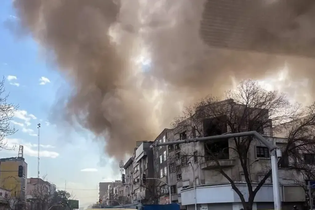 യുദ്ധം ഗൾഫ് തൊഴിൽ വിപണിയിലെ ഘടനാപരമായ മാറ്റങ്ങൾക്ക് വേഗത കൂട്ടിയേക്കാം. 