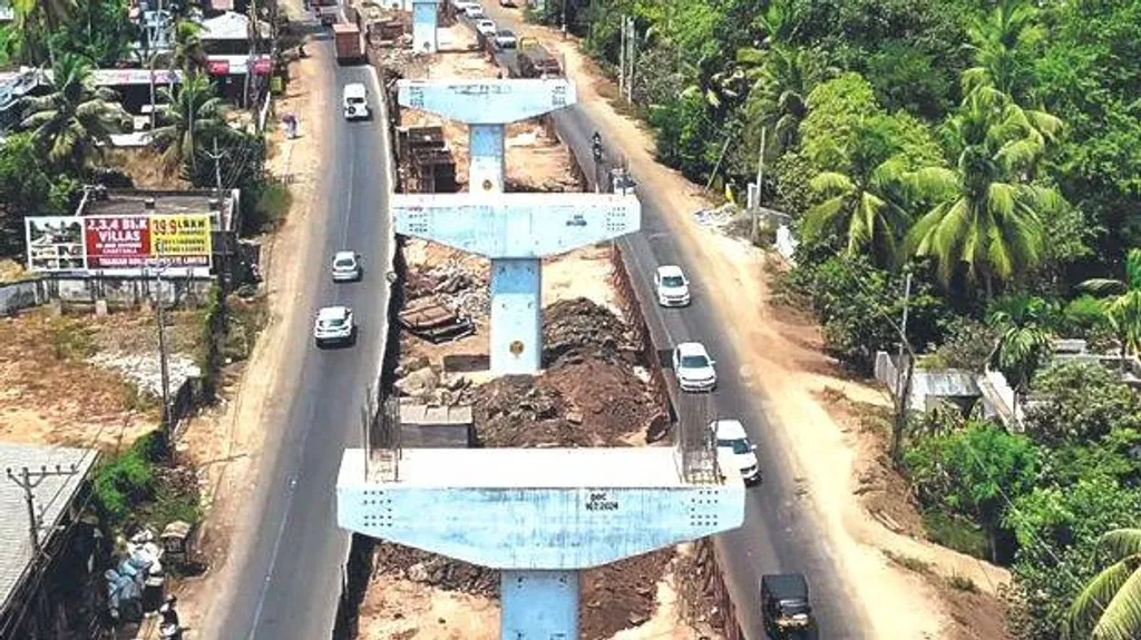 കേവലമായ വൻകിട റോഡ് വികസനം കൊണ്ടുമാത്രം തിരക്കും ദൈനംദിന ജീവിതത്തെ ബാധിക്കുന്ന യാത്രാകാലതാമസവും പരിഹരിക്കാൻ കഴിയില്ല. സുസ്ഥിരമായ ഒരു മൊബിലിറ്റി സ്ട്രാറ്റജി സംയോജിത പൊതുഗതാഗത ശൃംഖലകളെ ശക്തിപ്പെടുത്താൻ ആവശ്യമാണ്. 