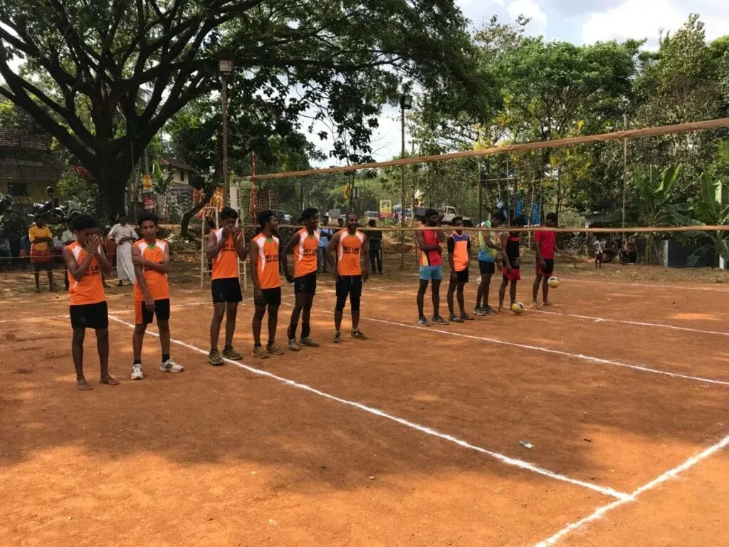 വോളിബാൾ കോർട്ടിട്ടാൽ ആളുകൾ കളി കാണാൻ വന്നിരിക്കും. പ്രഭാത- സായാഹ്ന നടത്തങ്ങൾക്ക് ഈ പാർക്കുകളെ നമുക്കുപയോഗിക്കാം. വാക്കിംഗ് ക്ലബ്ബുകൾ രൂപീകരിക്കാം.