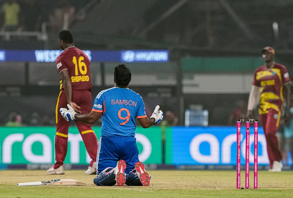 സഞ്ജുവും ആരാധകരും ഇത്രയും കാലം സഞ്ജുവിനെ പിന്തുണച്ചവരുമെല്ലാം സ്വപ്നം കണ്ട പ്രകടനം വെസ്റ്റ് ഇൻഡീസിനെതിരെയാണ് സംഭവിക്കുന്നത്. അതിനിർണായക മത്സരത്തിൽ സഞ്ജു ഇന്ത്യയെ ഒറ്റയ്ക്ക് തോളിലേറ്റി. 