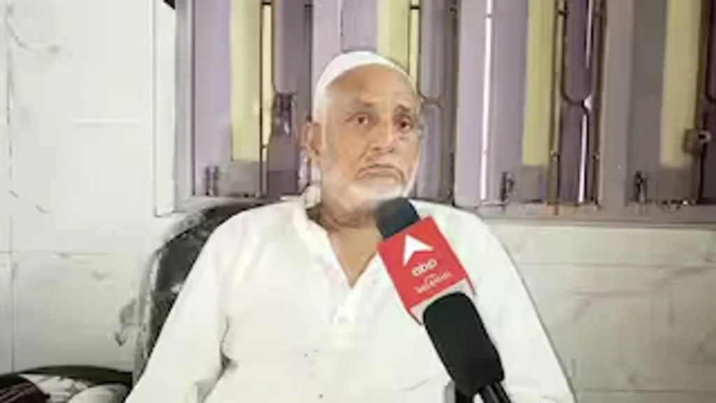 2026 ലെ റിപ്പബ്ലിക് ദിനത്തിൽ പത്മശ്രീ സ്വീകരിച്ച ഗുജറാത്തിലെ ജുനാഗഢിൽ നിന്നുള്ള ജനകീയ കലാകാരൻ ഹാജി റാംകഡുവിൻ്റെ പേര് വോട്ടർ പട്ടികയിൽ നിന്ന് നീക്കണമെന്ന് ആവശ്യപ്പെട്ട് അപേക്ഷ നൽകിയത് സ്ഥലത്തെ ബിജെപി കൗൺസിലറായിരുന്നു. 