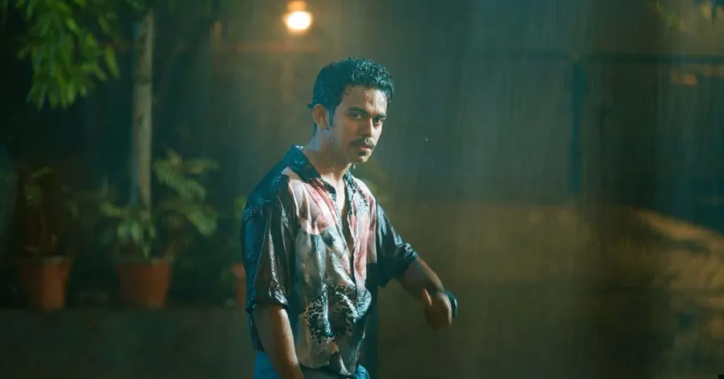 വേഷപ്പകർച്ചകൊണ്ടും പ്രകടനമികവ് കൊണ്ടും അമ്പരപ്പിക്കുന്നത് ബേബി ജീൻ അവതരിപ്പിക്കുന്ന സുഭാഷ് എന്ന കഥാപാത്രമാണ്. 