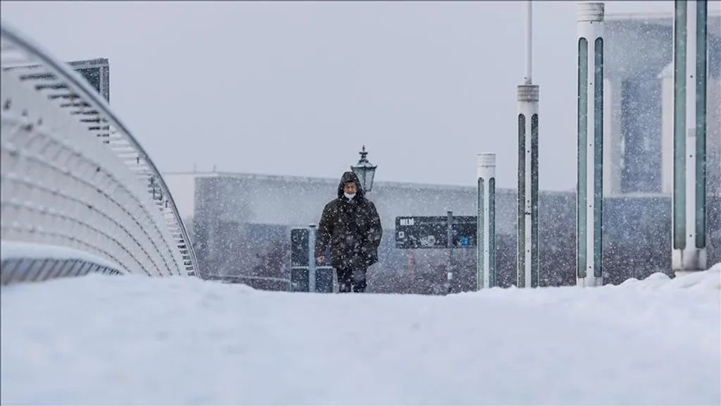 ജർമനിയുടെ തലസ്ഥാനനഗരത്തെ സംബന്ധിച്ച്, സമീപവർഷങ്ങളിലെ ഏറ്റവും വിറയ്ക്കുന്ന ജനുവരിയായിരുന്നു കഴിഞ്ഞുപോയത്. 