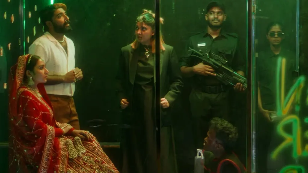 ഫ്രിഡയുമായുള്ള ലൈംഗികതയുടെ സ്മരണകൾ ഷാജിമോന്റെ മസ്തിഷ്കത്തിൽനിന്നും അടർത്തി മാറ്റി വിപണനം നടത്തിയവർക്കും പ്രചരിപ്പിച്ചവർക്കും അനുഭവിച്ചവർക്കും എതിരെയാണ് ഫ്രിഡ നിലനിൽക്കുന്നത്.