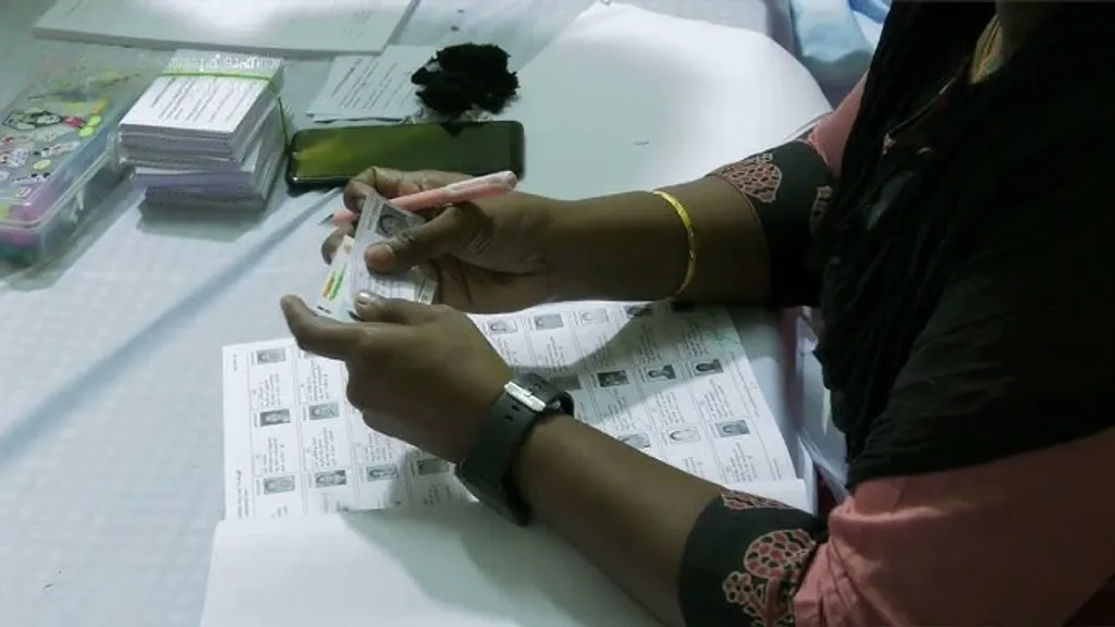 ഈ തെരഞ്ഞെടുപ്പിൽ കേരളത്തിൽ ഒരിടത്തും റീ പോളിംഗ് ഉണ്ടായില്ല എന്നതും ബൂത്തുകളിൽ സമാധാനപൂർണമായ അന്തരീക്ഷമായിരുന്നു എന്നതും ശ്രദ്ധേയമാണ്. സഹവർത്തിത്വ മനോഭാവത്തോടെയുള്ള സ്ത്രീസാന്നിധ്യം ഇതിന് കാരണമായി എന്നു പറയാം. 