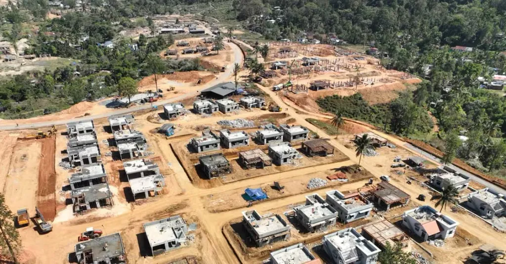 മുണ്ടക്കൈ, ചൂരൽമലക്കാരെ ശേഷം ജനതയോടൊപ്പമാക്കിയതിൽ നമ്മുടെയെല്ലാം ഹൃദയമിടിപ്പുണ്ടായിരുന്നുവെങ്കിലും സർക്കാരിൻ്റെ പിടിപ്പു തന്നെയാണ് അതിനെ നയിച്ചത്. 