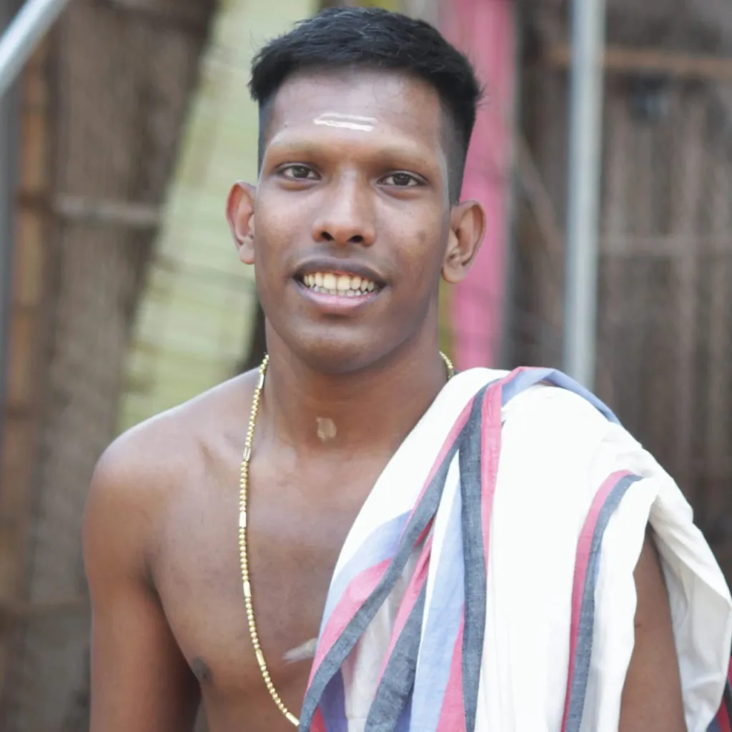 മോഹനൻ പെരുവണ്ണാന്റെ മകൻ ശരത്