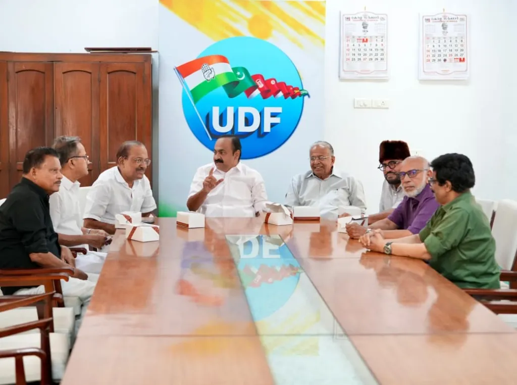 മുസ്‌ലിം ലീഗിന് അഞ്ച് മന്ത്രിസ്ഥാനം ലഭിച്ചെതോടെ, 'കേരളം മതേതരത്വത്തിൽ നിന്ന് മാറുന്നു' എന്ന തരത്തിലുള്ള വാദങ്ങൾ ചില കോണുകളിൽ നിന്ന് ഉയർന്നു വന്നു, ആ ചർച്ച ഇപ്പോഴും തുടരുകയാണ്.