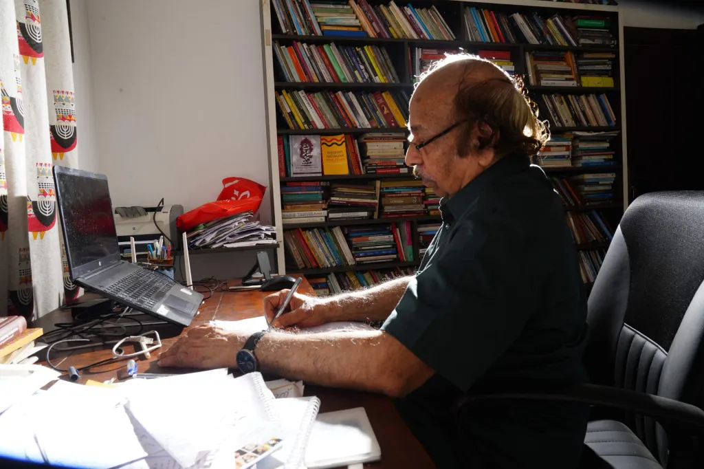കവിതയിൽ മറ്റു കലകളുമായുള്ള ഒരു സംഭാഷണമുണ്ട്. 