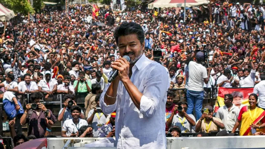 ആകെയുള്ള 234 സീറ്റുകളിൽ 108 എണ്ണവും നേടിയാണ് ടിവികെ ഏറ്റവും വലിയ ഒറ്റക്കക്ഷിയായത്. സംസ്ഥാനം ഭരിക്കാനുള്ള കേവല ഭൂരിപക്ഷത്തിലേക്ക് ഇനിയും വേണ്ടത് 10 സീറ്റുകൾ.