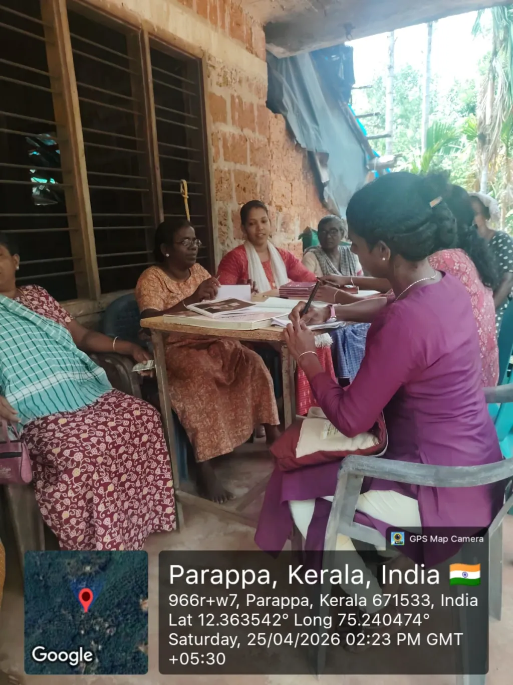  പ്രത്യേക സാമ്പത്തിക പാക്കേജുകൾ, വികസന പദ്ധതികൾ തുടങ്ങിയവ വഴി ട്രൈബൽ കുടുംബശ്രീകൾ ആദിവാസി വികസനത്തിൽ നിർണ്ണായക പങ്കുവഹിക്കുന്നുണ്ട്.