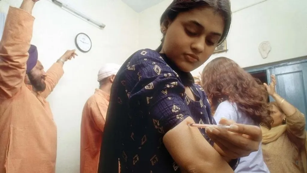 ഇന്ത്യയിലെ സ്ത്രീകളിൽ 18% പേർ രക്തത്തിലെ പഞ്ചസാര കൂടിയവരോ പ്രമേഹരോഗികളോ ആയിരിക്കുമ്പോൾ പുരുഷൻമാരിൽ ഇത് 21%-മാണ്. കേരളത്തിൽ ഇത് യഥാക്രമം 29%വും, 32%വുമാണ്. 