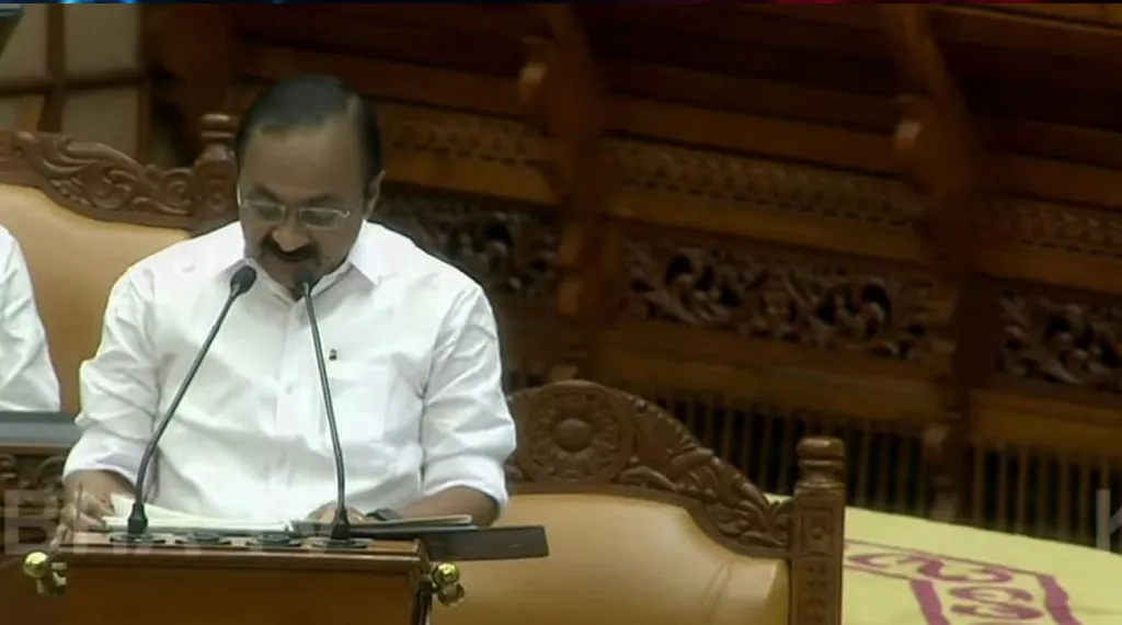 കേരളത്തെ ഒരു തുറമുഖ ഹബ്ബ് ആക്കുമെന്ന് പ്രഖ്യാപിച്ചുകൊണ്ടും തുറമുഖാധിഷ്ഠിത വികസന നടപടികൾ പ്രഖ്യാപിച്ചു കൊണ്ടും മിഷൻ സമുദ്ര നടപടികൾ ബജറ്റിലൂടെ പ്രഖ്യാപിച്ചിരിക്കുകയാണ്.