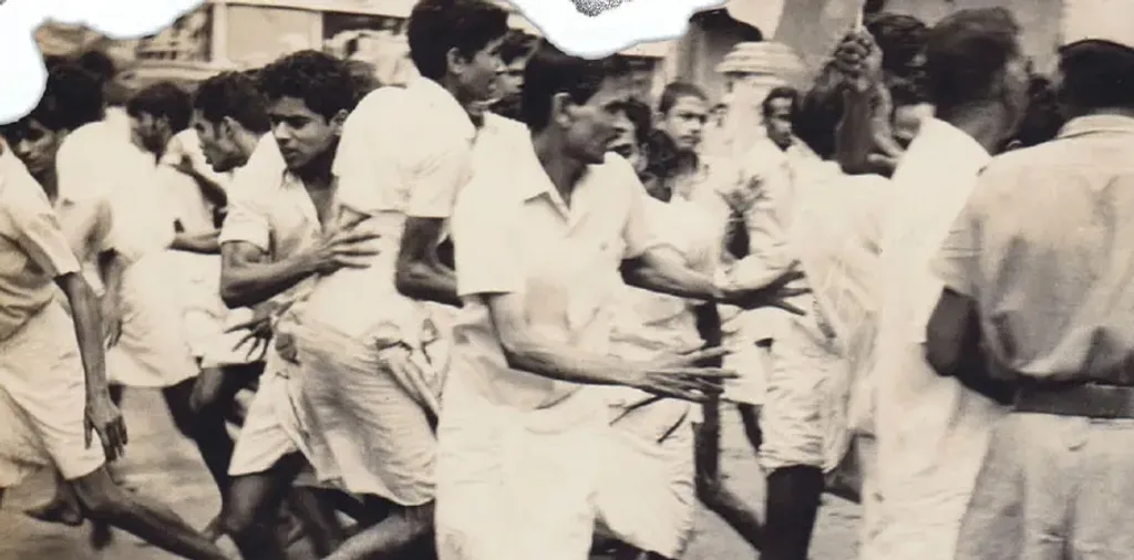 അടിയന്തരാവസ്​ഥക്കെതിരെ കേരളത്തിൽ ഗ്രാമാന്തരങ്ങളിൽപോലും പ്രതിഷേധം ഉയർന്നിരുന്നു. പ്രതിഷേധത്തിന്റെ പേരിൽ എല്ലൊടിഞ്ഞവരും നെഞ്ചിൻകൂട് തകർന്നവരുമായ സ്വാതന്ത്ര്യദാഹികൾ എത്രയോ ആണ്. 