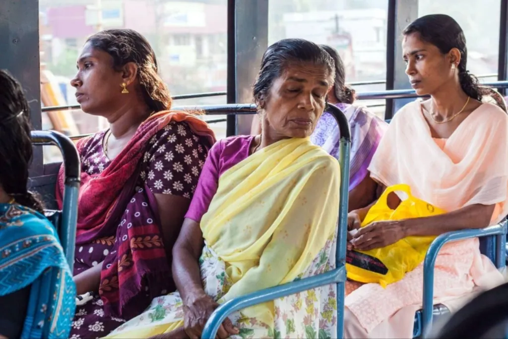 എല്ലാവർക്കും ഉപയോഗിക്കാനാകുന്ന പൊതുഗതാഗത സംവിധാനങ്ങൾ, സാമൂഹിക ബന്ധങ്ങൾ വികസിപ്പിക്കുന്നതിനും നിലനിർത്തുന്നതിനുള്ള അവസരങ്ങൾ തുടങ്ങിയവ പ്രായമായവരുടെ സ്വതന്ത്രസഞ്ചാരശേഷിയും ജീവിതനിലവാരവും ഉറപ്പാക്കുന്നതിൽ നിർണായക പങ്ക് വഹിക്കുന്നു.