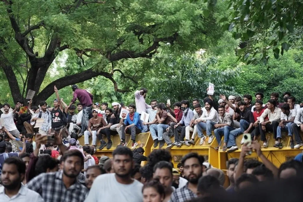 കഴിഞ്ഞ 12 വർഷത്തിനിടയ്ക്ക് നടന്ന പ്രക്ഷോഭങ്ങളോടും വിമർശനങ്ങളോടും കേന്ദ്ര സർക്കാർ ഇടപെട്ട അതേ രീതി തന്നെയാണ് CJP സമരത്തോടും സർക്കാർ പുലർത്തുന്നത്.