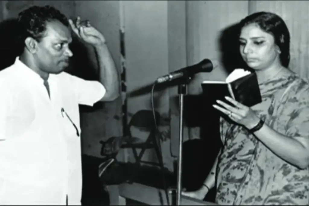 എസ്. ജാനകിയും എം.എസ്. ബാബുരാജും.