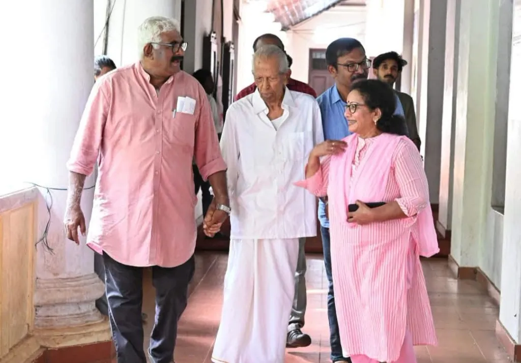 സി.ഐ.സി.സി ജയചന്ദ്രൻ, പ്രൊഫ. എം.കെ. സാനു, വിജയലക്ഷ്മി.