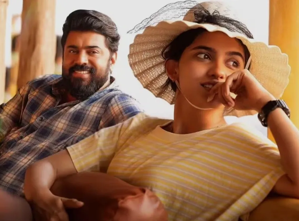 നിവിൻ പോളി, മമിത ബൈജു. തന്റെ tailor made റോളായ ജസ്റ്റിനിൽ നിവിൻ തകർത്താടുമ്പോൾ മമിത ബൈജു ആഷ്ലിയായി കളം പിടിക്കുന്നു.
