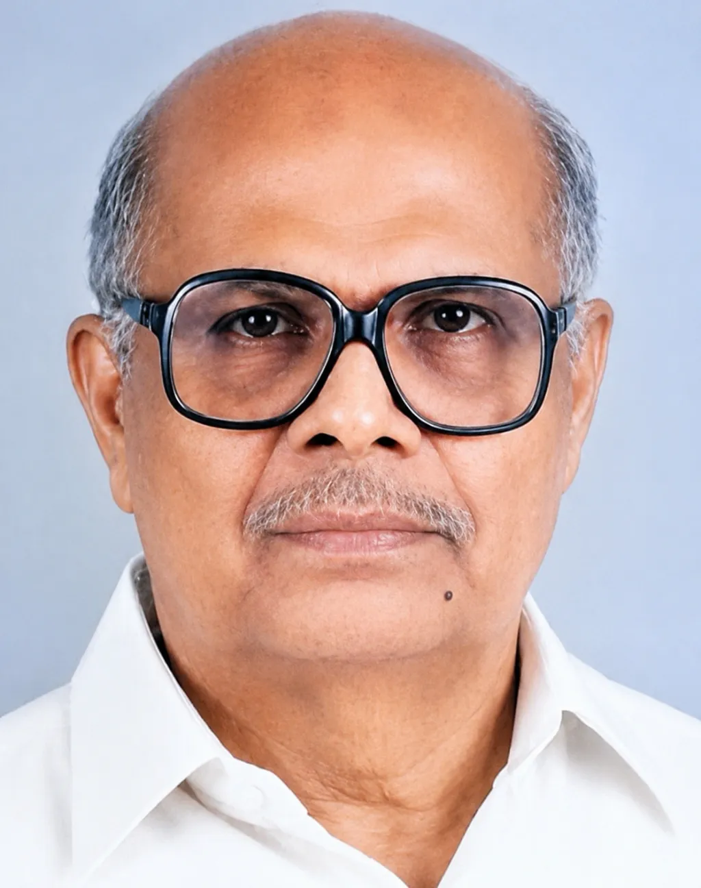 ന്യായങ്ങളുടെയും നീതിയുടെയും കാര്യത്തിൽ വിട്ടുവീഴ്ച ചെയ്യേണ്ടി വരുമ്പോൾ ആളുകളെ വിമർശിക്കാൻ അദ്ദേഹം മടിച്ചില്ല. ചിലർ ഇതിനെ പ്രശംസിച്ചു. മറ്റുള്ളവർക്ക് അത് അസ്വസ്ഥതയുണ്ടാക്കി. രണ്ടു പ്രതികരണങ്ങളെയും തനതായ ശാന്തതയോടെ അദ്ദേഹം സ്വീകരിച്ചു.