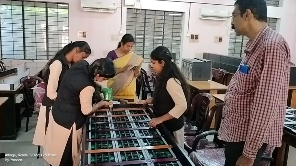 വൊക്കേഷണൽ കോഴ്സ് പൂർത്തിയാക്കിയവർക്ക് ബി.വോക്, ബി.ടെക്, ബി.എസ്.സി, പോളിടെക്നിക് ഡിപ്ലോമ തുടങ്ങിയ കോഴ്സുകളിലേക്ക് നേരിട്ടോ അല്ലെങ്കിൽ അനായാസമോ പ്രവേശനം നേടാനാകും. 