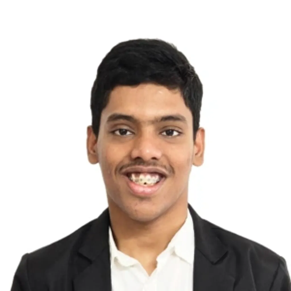 RPWD Act-ലെ വ്യവസ്ഥകൾ പ്രാവർത്തികമാക്കണമെന്നാവശ്യപ്പെട്ട് നിയമപോരാട്ടത്തിന് നേതൃത്വം നൽകിയ മനുഷ്യാവകാശപ്രവർത്തകൻ രാജീവ് റതൂരി. 2005-ൽ ആരംഭിച്ച Rajive Raturi v. Union of India കേസ് 2024 നവംബർ 8-ലെ സുപ്രീം കോടതി വിധിവരെ നീണ്ടു.