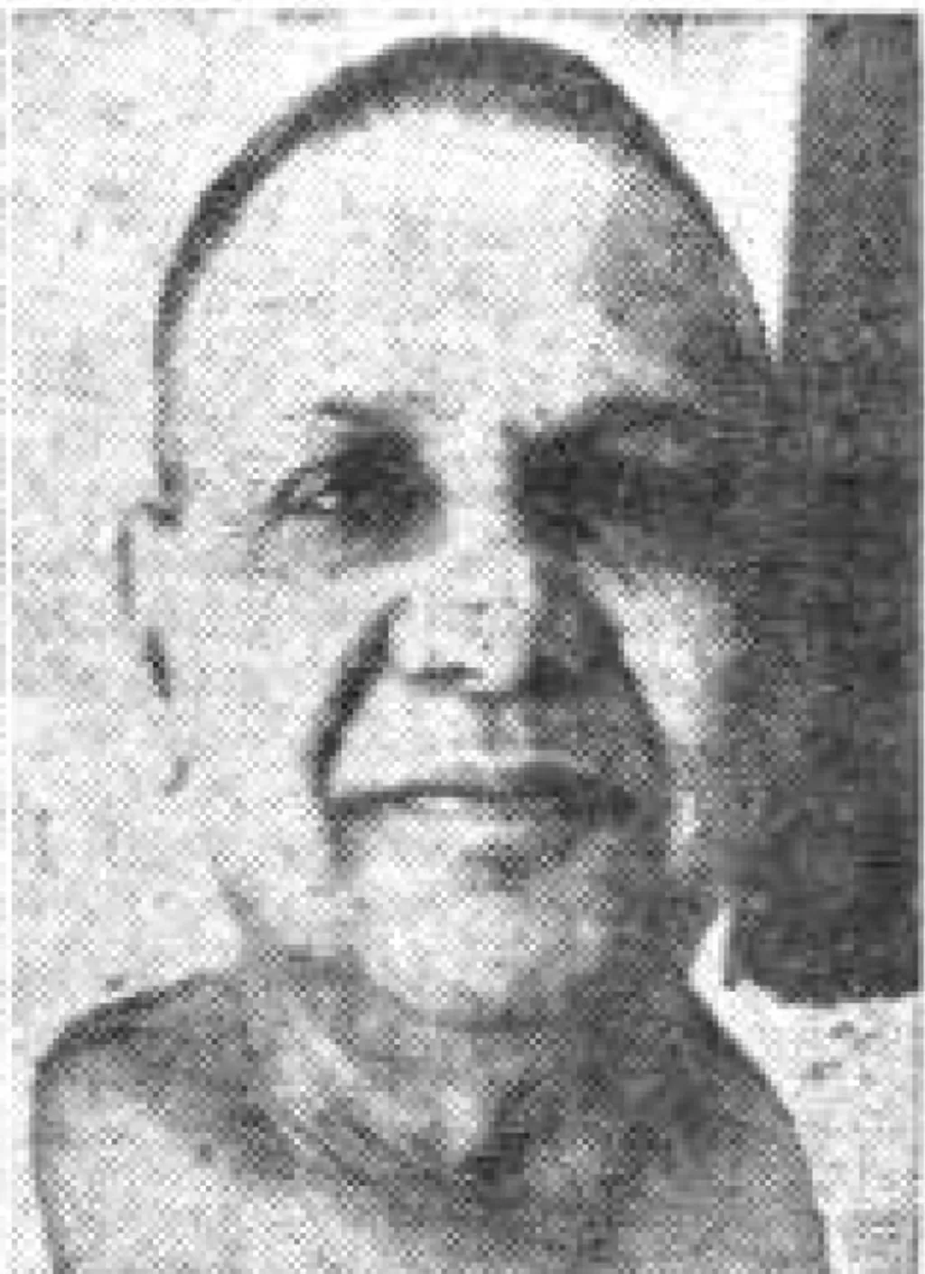 സി.എച്ച്. കുഞ്ഞപ്പ. 1943 ജൂലൈ 22- ന് സഞ്ജയൻ സി.എച്ച്. കുഞ്ഞപ്പയ്ക്ക് എഴുതിയ കത്തിൽ തന്റെ കൃതികൾ സമാഹരിക്കേണ്ടതിന്റെ പൂർണ്ണ ഉത്തരവാദിത്വം കുഞ്ഞപ്പയ്ക്ക് നൽകുന്നതായി സൂചിപ്പിക്കുന്നുണ്ട്: