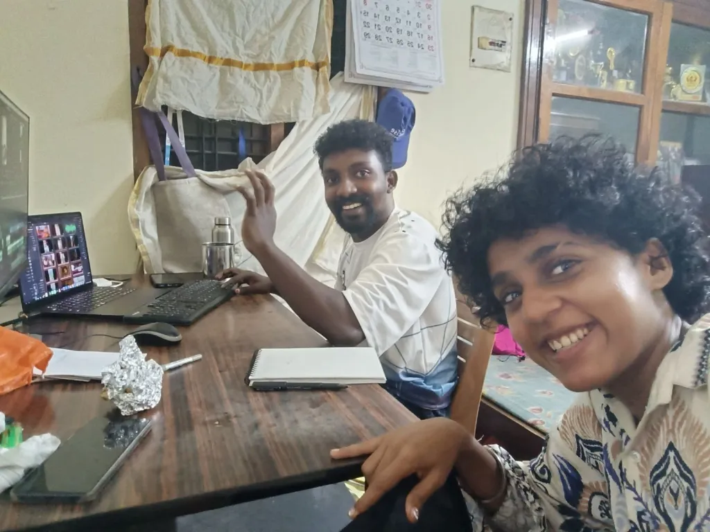 ഹർഷാപ്പി, എഡിറ്റർ അരുൺ കുറവൻ
