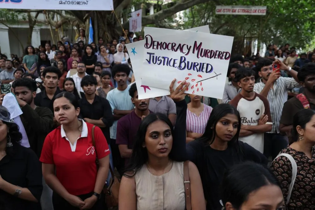 സംഘടനാപരമായും പരിപാടിപരമായും വ്യത്യസ്തത പുലർത്തുന്ന പ്രസ്ഥാനങ്ങളായ പ്രതിപക്ഷപ്പാർട്ടികൾ, യുവജനസംഘടനകൾ, സി ജെ പി എന്നിവയാണ് ദേശീയ പ്രക്ഷോഭത്തിലെ പങ്കാളികൾ. 