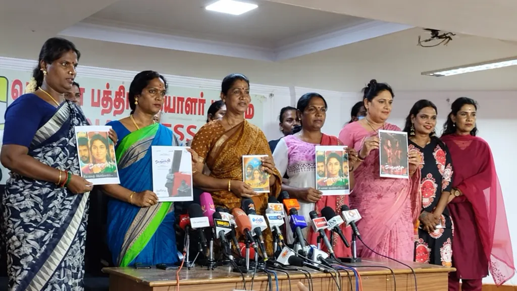 പുരുഷനെ സ്ത്രീയായി വേഷം കെട്ടിക്കുന്ന പതിവിന് വിപരീതമായി യഥാർത്ഥ ട്രാൻസ് വ്യക്തികളെയാണ് കഥാപാത്രങ്ങളായി അഭിനയിപ്പിച്ചിരിക്കുന്നത്. 