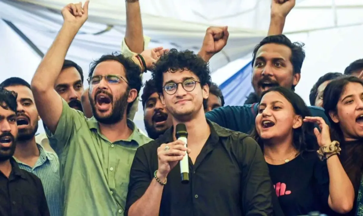 ഇന്ത്യയിൽ ജനാധിപത്യ പ്രതിഷേധം: തെരഞ്ഞെടുപ്പ് കമ്മീഷണർക്കെതിരെ രാജ്യവ്യാപക പ്രക്ഷോഭം